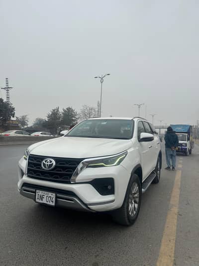 Self Rent a car Available daily weekly monthly | Car Rental Services