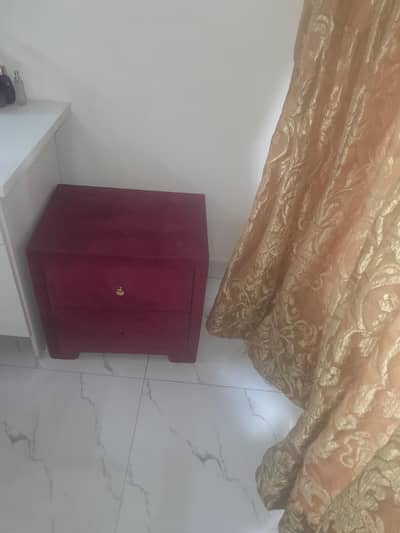 Single Bed with One side Table and Round Wall mirror