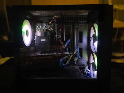 Gaming PC | 27” LED | Full Mechanical Keyboard | RGB Mouse