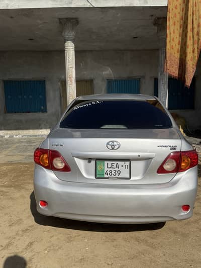 Toyota Corolla Gli 2011 model