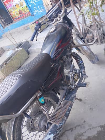 Honda cg 125 2015 model