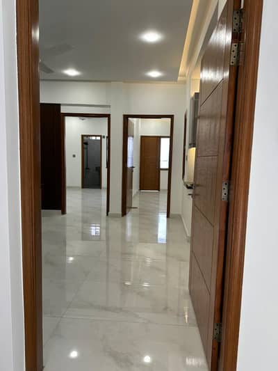 FLAT FOR SALE DEFENCE PHASE 7 JAMI COMMERCIAL D H A 2 BEDROOM DRAWING DINING FULLY RENVERENOVATED JUST LIKE BRAND NEW