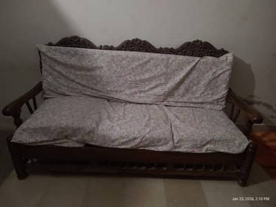 wooden 5 seater sofa set