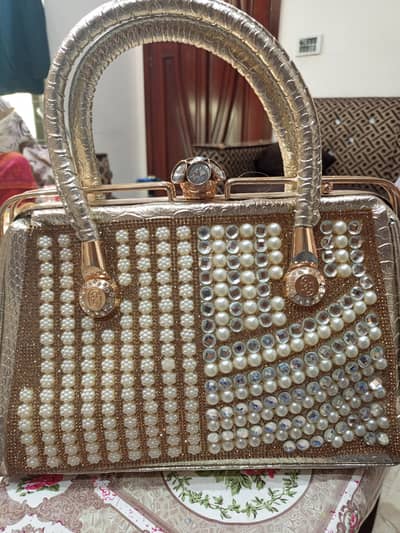 ladies fancy handbag