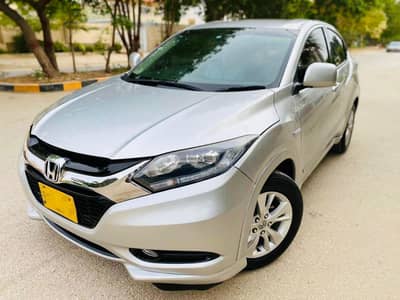Honda bezel 2014 model 2017 registered excellent Condition