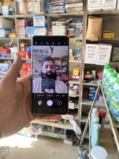 Samsung S-10 plus 5G 8 ram 256gb