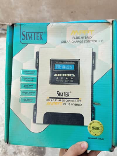 SIMTEK MPPT Plus Hybrid Solar Charge Controller 60A (12V/24V)