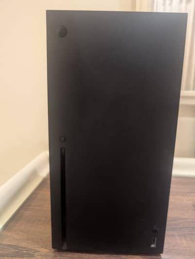 Xbox Series X used, good condition