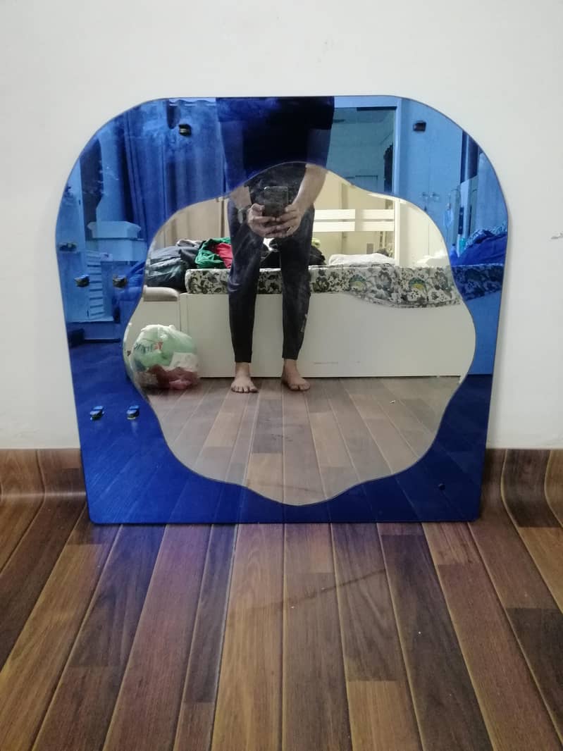 Mirror 3