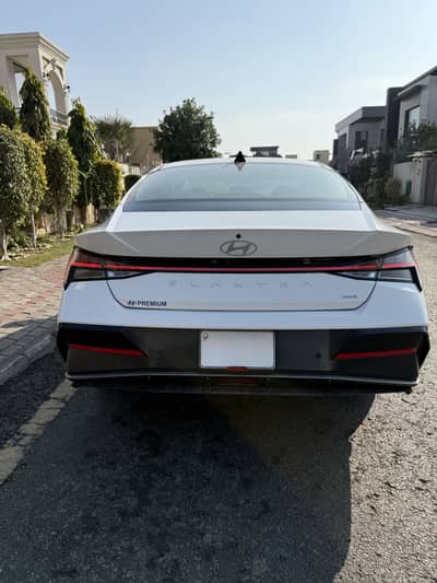 HYUNDAI ELANTRA HYBRID BRAND NEW 2025