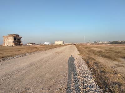 35x70 10 Marla Street 111 plot for Sale G-14/3