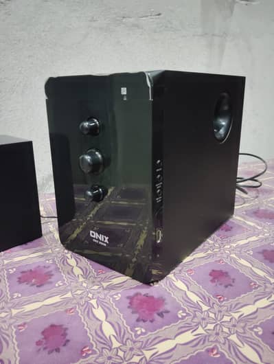 Onix 2.1 ch multimedia speaker system