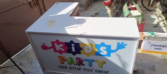 L Shaped Working Table