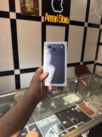 iPhone 17 pro max blue Boxpack non active fu lla