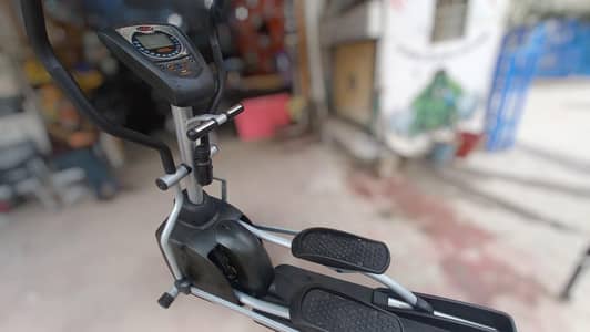 Commercial Electric elliptical cross trainer cycle exercise machine gy