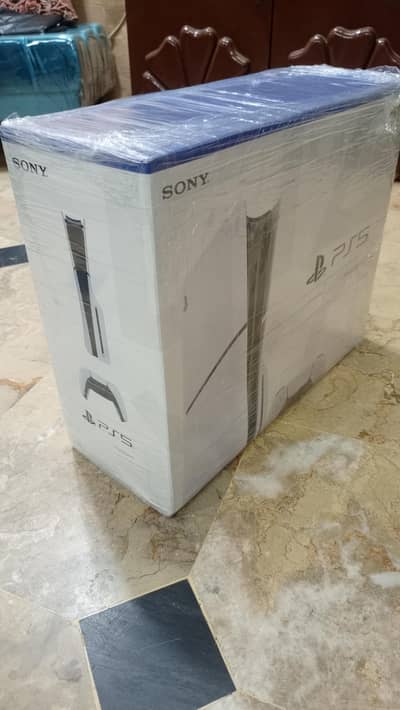 PlayStation 5 New Slim 1Tb Disc version with Controller - Box Packed