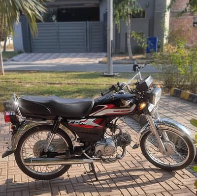 Honda CD 70 Black 2025 sticker | 0312 5068 342