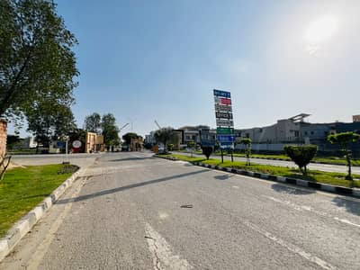 10 Marla Plot For Sale At Hot Location M2A In Lake City Lahore.