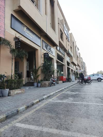 social media marketing expert