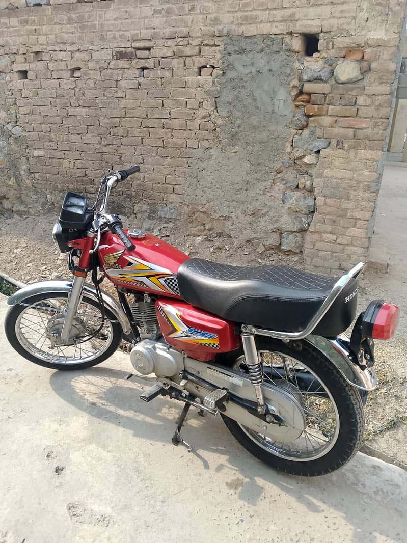 125cc - Standard - 1110727809