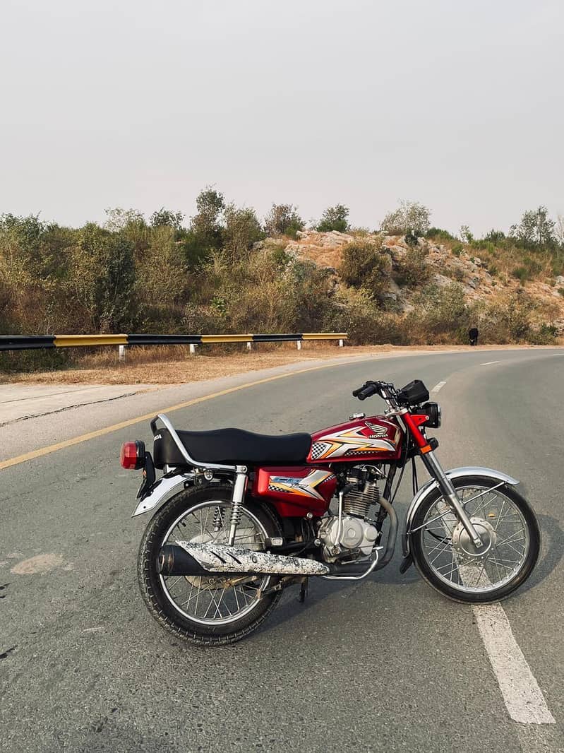 125cc - Standard - 1110727809