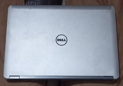 DELL LATITUDE CORE I5 4RTH GENERATION 8GB RAM 128GB SSD WITH CHARGER