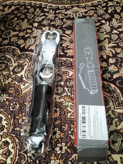 Fishing Reels and Fishing Lip Grips