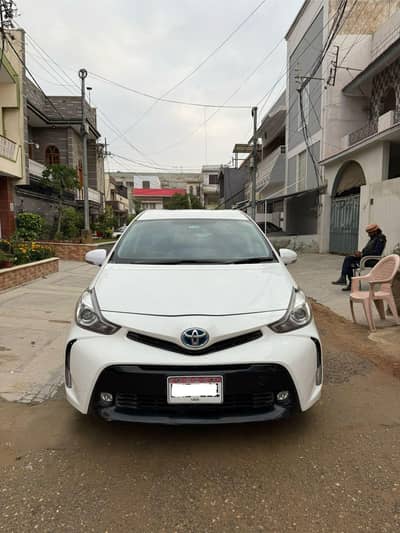 Toyota Prius Alpha SL Selection 2015 Model, 2018 Registered