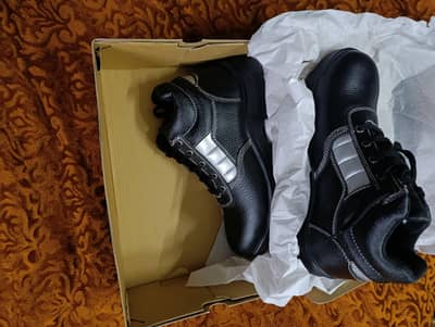 Protect plus safety shoes