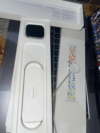 Apple Watch SE 2nd Gen  44mm