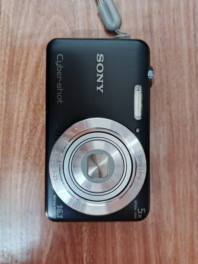 Sony Cyber-shot Digital Camera