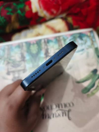 I phone 12 64 gb ha non Pata jv ha