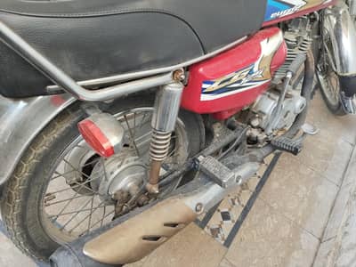 Honda 125 Motorcycle