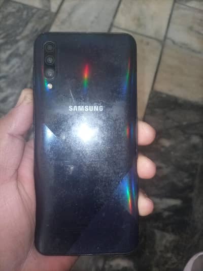 Samsung A30s 4/128.