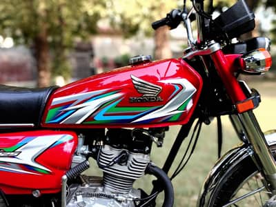 Honda 125 Model 2023 Just 8000-KM Gift For Shokeen Honda Lover's