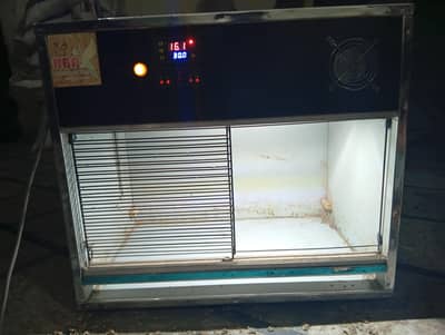 PARROTS BROODER FOR SALE FOR 20 TO 25 PARROTS