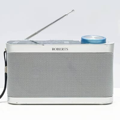 Roberts Classic R9993 Portable FM/MW/LW 3-Band Radio in Excellent Cond