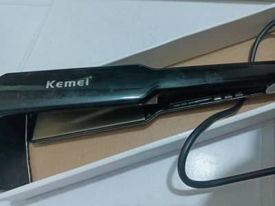 Hair Straightener for Sale – Excellent Condition