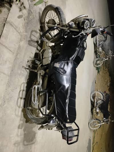 GS 150 Suzuki for sell urgent