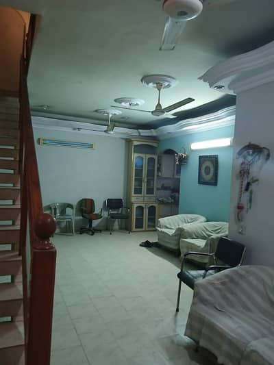 Spacious 2-Bed Lounge Unit in Bufferzone - 120 Sq Yards