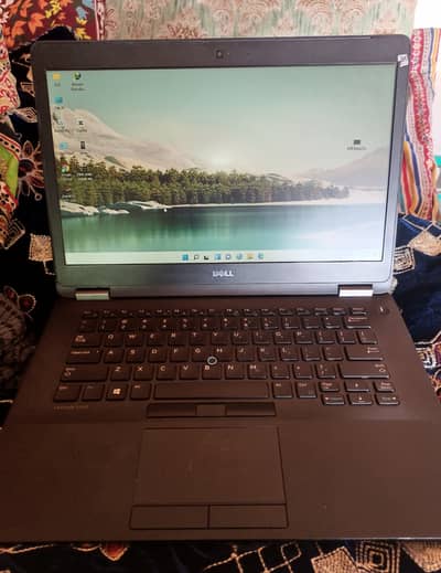 Dell  Laptop latitude E7470 Core I5 6th Generation