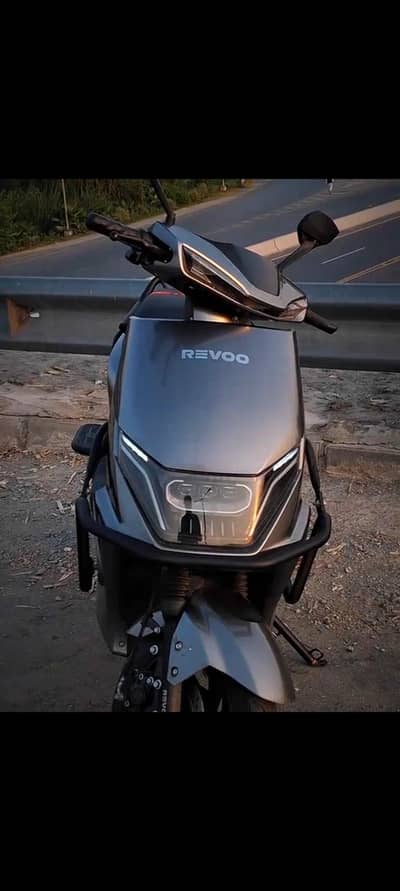 scooty C32 young urgent sale