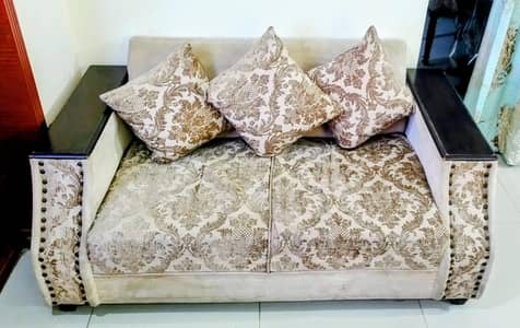 7 Seater Sofa for Sale – Excellent Condition