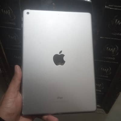 iPad 5 A1822