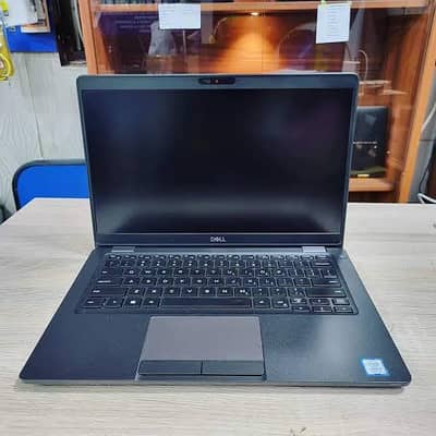 DELL Professional Touchscreen Laptop 512 GB SSD, 256 GB SSD, 8 GB Ram.