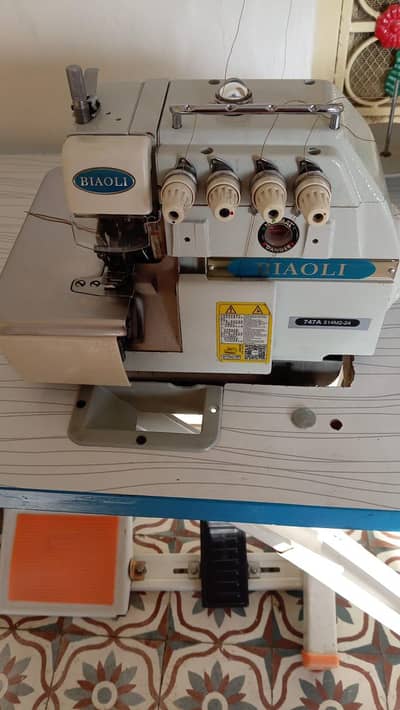 pico. overlock machine