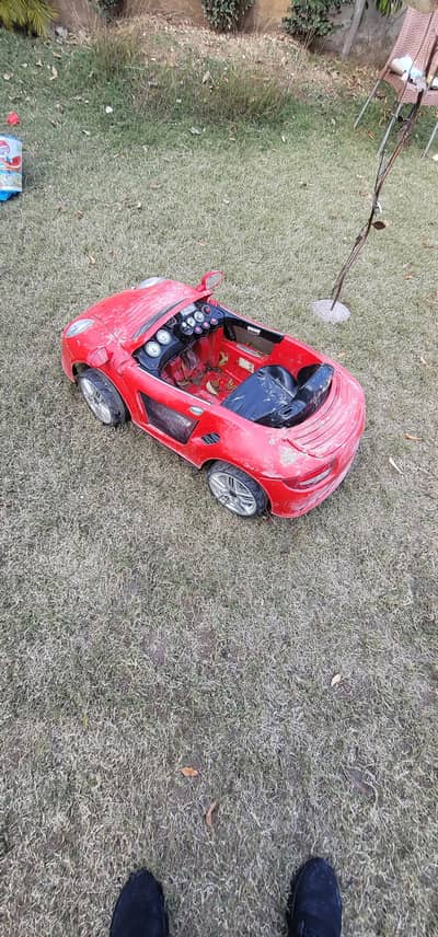 Good Car with Strong body. Imported. Battery not functional.