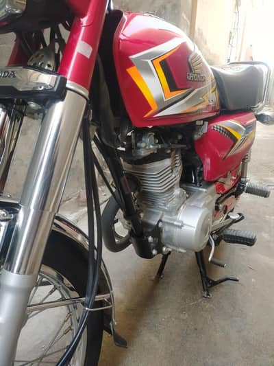 Honda 125 2025