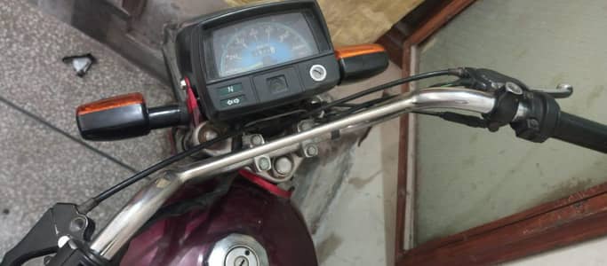 HONDA CD70 2015 B