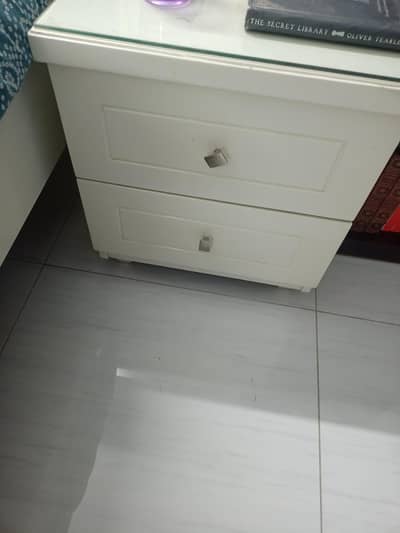 A full bed set Double bed Rs 46500 used sale